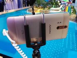 ZTE Axon Pro má nový duální fotoaparát a ambice být pikovým fotomobilem.