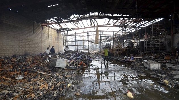Jemenské hlavní město Saná se stalo cílem desítek saúdských náletů. (6. ledna 2015)