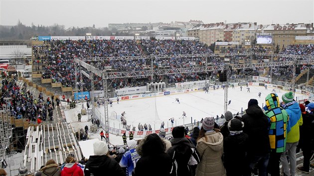 V Brn zaaly dlouho oekvan Hokejov hry (3. ledna 2015)