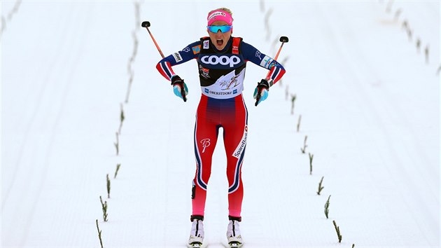 Therese Johaugov v cli klasick destky na Tour de Ski v Oberstdorfu