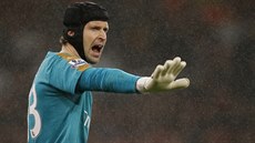 Petr �ech m�l v zápase proti Newcastlu p�ekvapiv� hodn� práce.