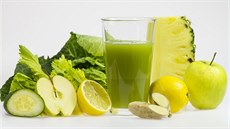 �erstvé a za studena lisované ��ávy jsou plné vitamín� a enzym�.