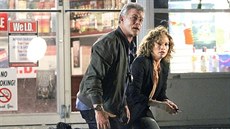 Ray Liotta a Jennifer Lopezová v seriálu Shades of Blue