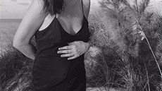 Liv Tylerová se na Instagramu pochlubila rostoucím bíkem.