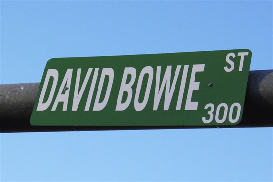 Bowieho ulice v Austinu byla neoficiáln pejmenována po slavném hudebníkovi...