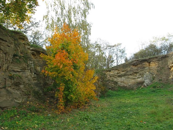 Chvalský lom.