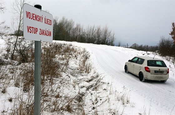 Hranice vojenského újezdu. První komunální volby po pechodu obce z vojenského...