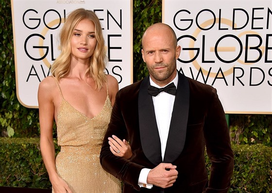 Rosie Huntington-Whiteleyová a Jason Statham (Los Angeles, 10. ledna 2016)