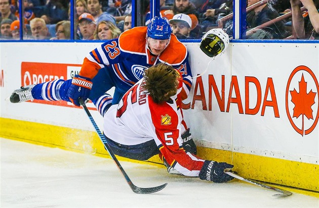 Kometu posílí Davidson, kanadský obránce se zkušenostmi z NHL