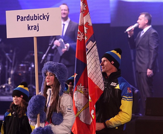 Zimní olympiáda dtí a mládee R 2016. Slavnostní zahájení na chomutovském...