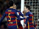 Fotbalisté Barcelony slaví gól proti Bilbau.