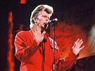 David Bowie při Glass Spider Tour v roce 1987