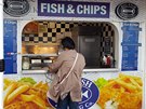 V celé Británii je více ne deset tisíc bister zamených na fish&chips.