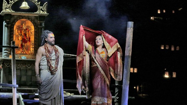 Nicolas Test a Diana Damrau v Bizetov opee Lovci perel