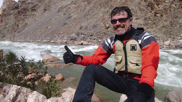 Učitel z pacovského gymnázia Jiří Topič je aktivním sportovcem a zkušeným vodákem. Sjet řeku Colorado bylo jeho životním přáním. Sen si splnil.