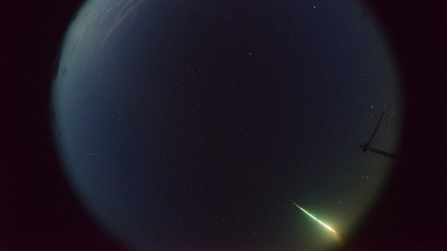 Zznam meteoritu na jedn z automatizovanch kamer st Desert Fireball Network