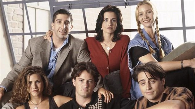 Jennifer Anistonová, David Schwimmer, Matthew Perry, Courteney Coxová, Lisa Kudrowová a Matt LeBlanc v seriálu Přátelé (1994)