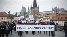 Demonstrace proti postupm Barnevernetu. Úastníci proli Prahou od norského...
