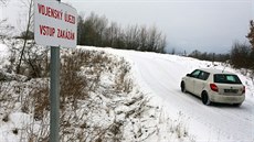 Hranice vojenského újezdu. První komunální volby po p�echodu obce z vojenského...