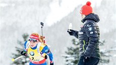 Gabriela Soukalová na trati vytrvalostního závodu v Ruhpoldingu.