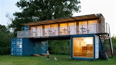 Architekti z pra�ského studia ARTIKUL architekti navrhli malý mobilní hotel...