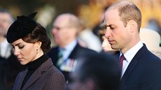 Vévodkyn z Cambridge Kate a její manel princ William (Sandringham, 10. ledna...