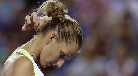 Karolna Plkov v duelu 3. kola Australian Open s Ruskou Makarovovou.