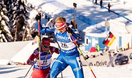 Lucie Charvtov na trati sprintu Svtovho pohru v italsk Anterselv.