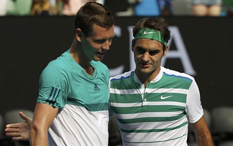 Tomá Berdych (vlevo) me pi svém taení na Australian Open narazit na Rogera Federera.