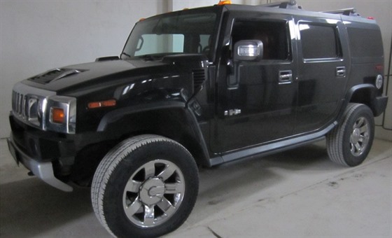 HUMMER H2, typ L92 VORTEC V8, barva erná, zdvihový objem 6.162 cm3, maximální...