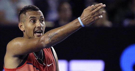 HELE! Australský tenista Nick Kyrgios se zlobí na rozhodího v utkání 3. kola...