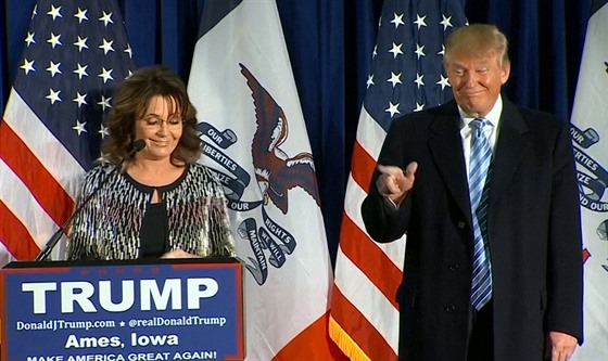 Sarah Palinová podpoila Donalda Trumpa.