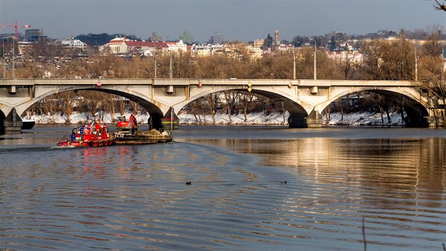 Praský Libeský most v lednu 2016