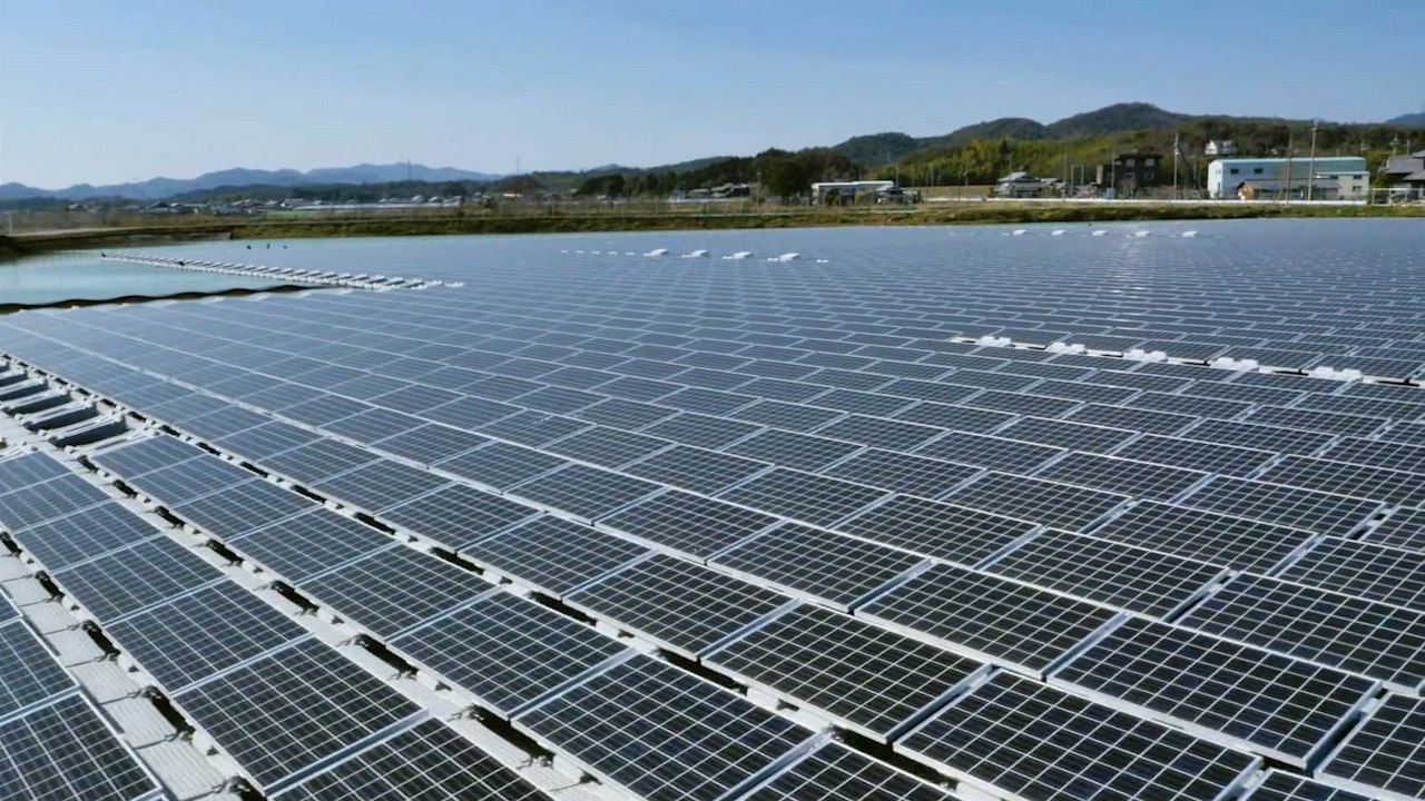 Podvod v podnikání s fotovoltaickou energií odhalili kriminalisté na Brn�nsku....