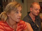 natáení filmu Taková normální rodinka - zleva Vanda Hybnerová, Lubo Kostelný a...