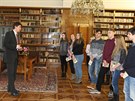 Martin Hakauf se studenty v Masarykov knihovn,