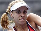 Nmecká tenistka Sabine Lisická v duelu s Denisou Allertovou.