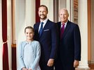 Norská princezna Ingrid Alexandra, korunní princ Haakon a král Harald V. (2016)