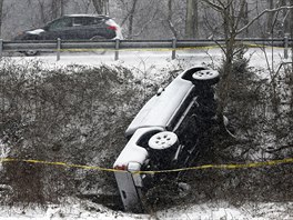 Extrémní poasí zapíinilo adu dopravních nehod (24. ledna 2016).