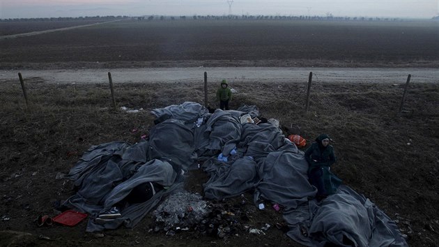 Uprchlci na ecko-makedonsk hranici (27. ledna 2016)