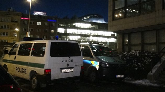 Policistka spáchala sebevraždu v budově pražské policie na Pankráci (22. ledna 2016).