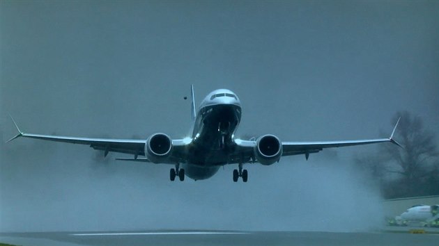 Boeing 737 Max poprv vzltl
