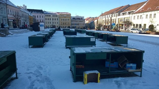 Kritizovan trnice na tebskm Karlov nmst.