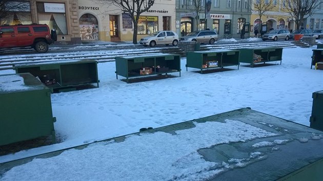 Kritizovan trnice na tebskm Karlov nmst.