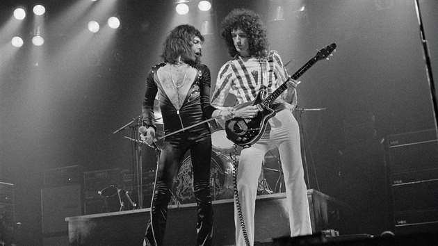 Kapela Queen v roce 1975