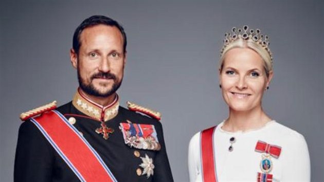 Norsk korunn princ Haakon a jeho manelka Mette-Marit (2016)