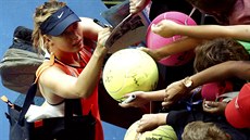 Ruská tenistka Maria arapovová se po výhe ve 3. kole Australian Open...