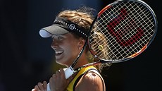 Česká tenistka Barbora Strýcová se usmívá v osmifinále Australian Open.
