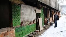 Torzo nedostav�né láze�ské budovy v Mlýnské ulici na okraji �anova je stálicí...