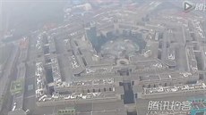 V �ín� mají nákupní centrum ve tvaru amerického Pentagonu.